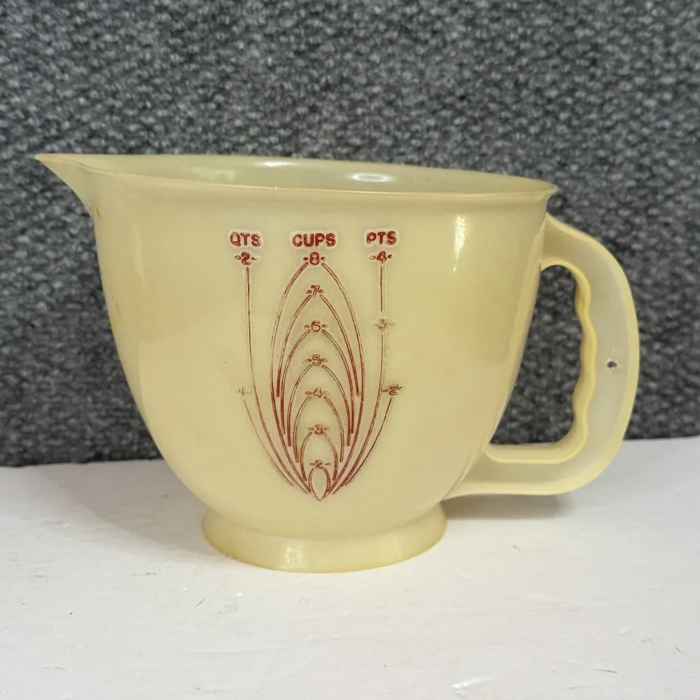 Vintage Tupperware Mix N Store Measuring Pitcher Batter Bowl 8 Cup 2Qt bowl only